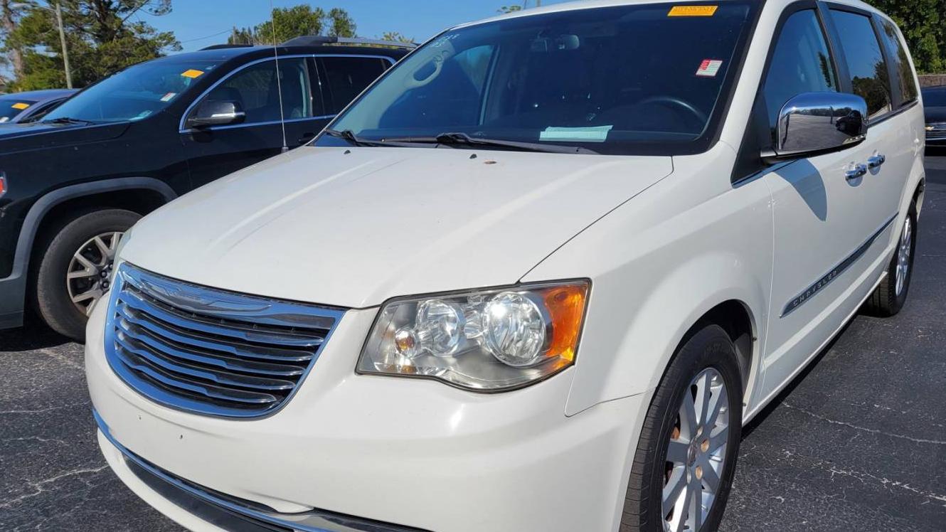 CHRYSLER TOWN AND COUNTRY 2011 2A4RR8DG2BR801180 image